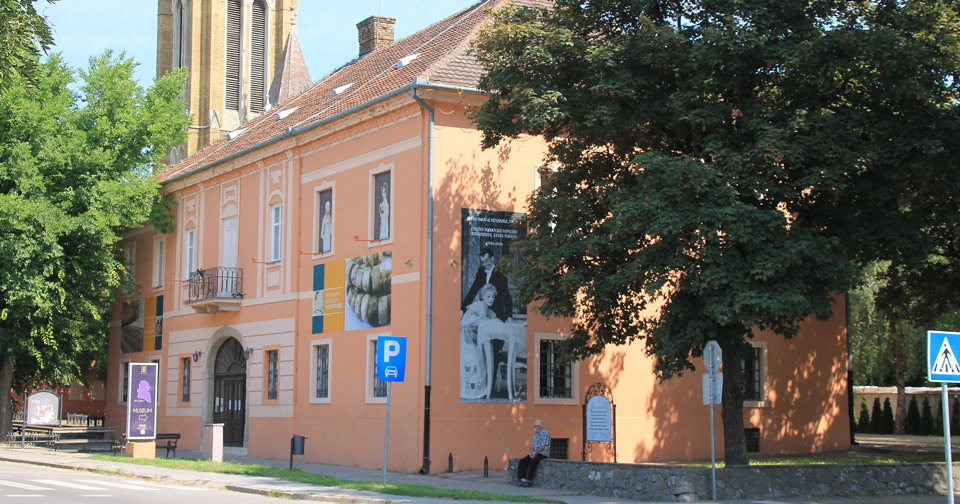 Kaštel Pala Kraia – otkud u Bačkoj Topoli ukleti zamak?