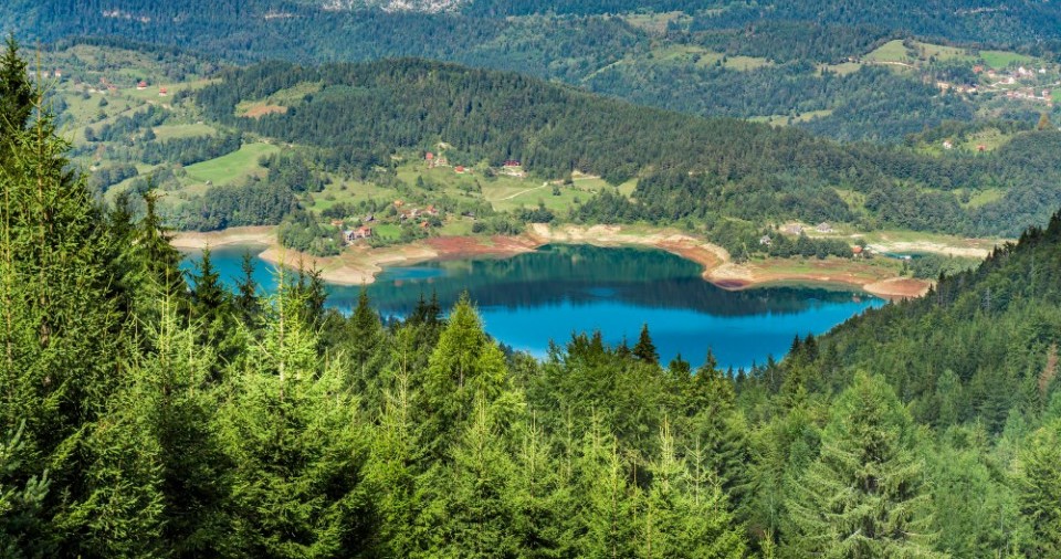 Zaovinsko jezero: Veštačko jezero sasvim prirodne lepote