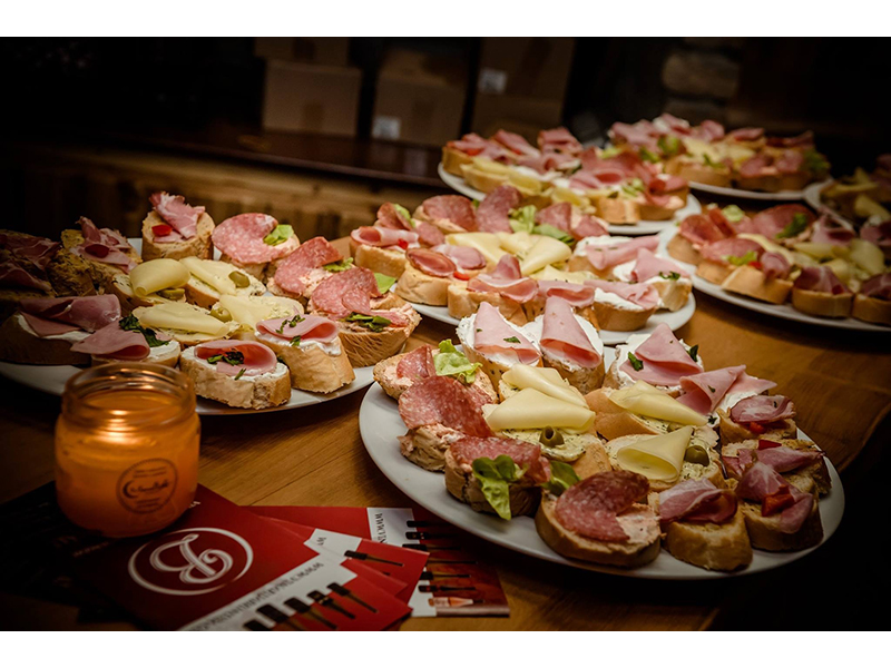 Photo 8 - NATIONAL HOUSE CAPRIOLO - Restaurants for weddings, Backa Topola