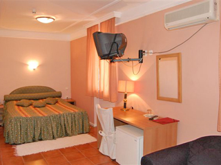 HOTEL GARNI RIMSKI Hotels Novi Sad - Photo 3