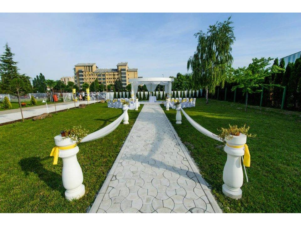 CEREMONY HALL FOR ALL KINDS OF CELEBRATION EXCLUSIVE NS Organization of weddings and celebration Novi Sad - Photo 1