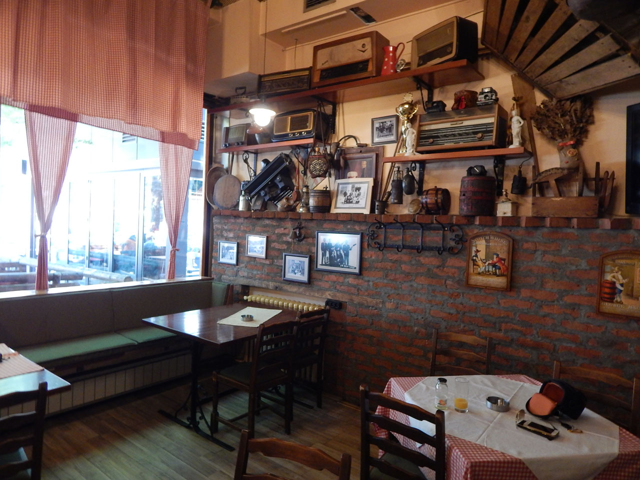 Slika 7 - GOSTIONICA MLADOST - Restorani, Čačak