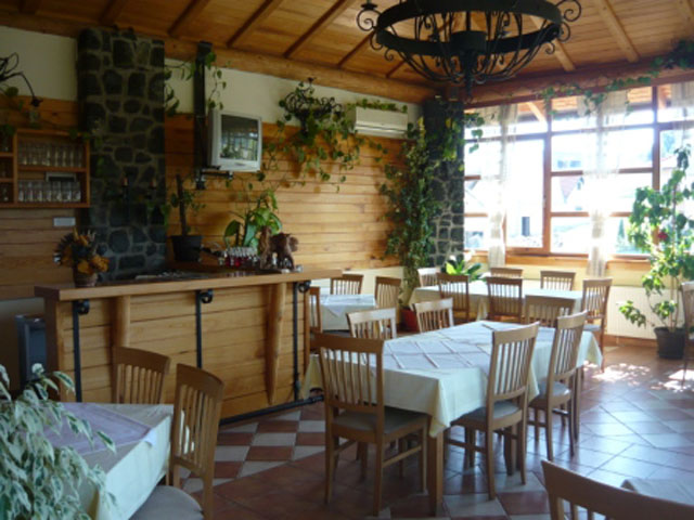 RESTAURANT MACKAT Restaurants Zlatibor - Photo 4