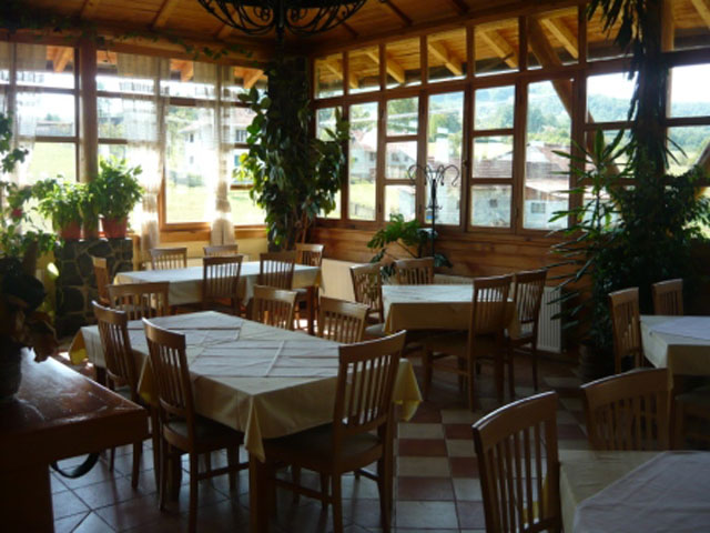 RESTAURANT MACKAT Restaurants Zlatibor - Photo 8
