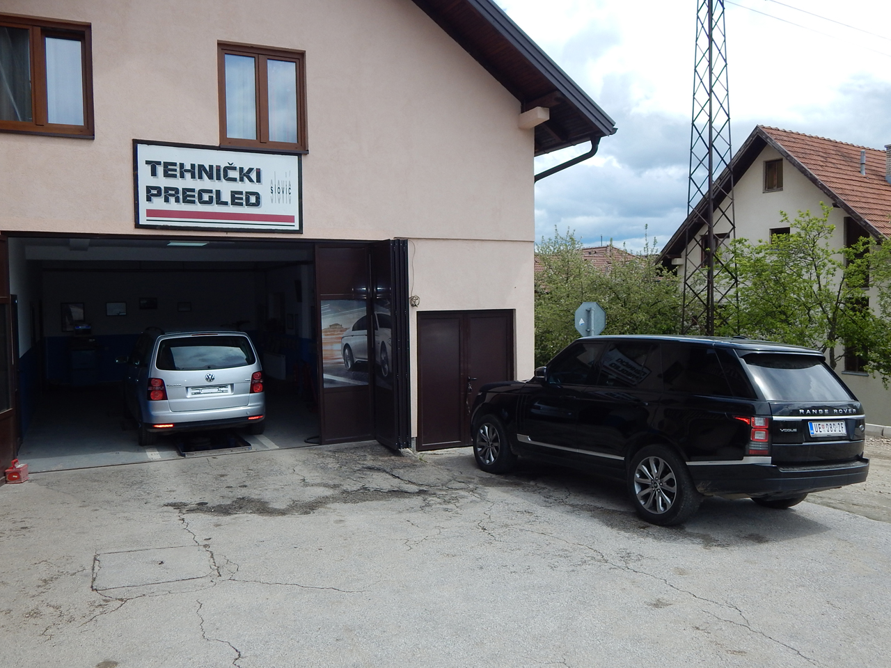 TECHNICAL CENTER SLOVIC Vehicle registration and testing Zlatibor - Photo 1