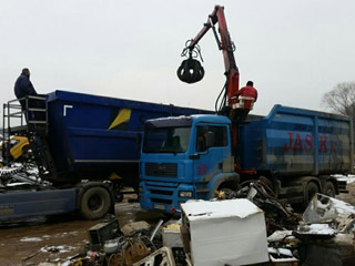 CENTER FOR RECYCLING AND CAR WASTE JASKO Secondary raw materials Novi Pazar - Photo 5