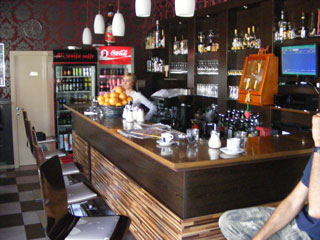 KAFE BAR AVENIJA 2013 Loznica - Slika 3