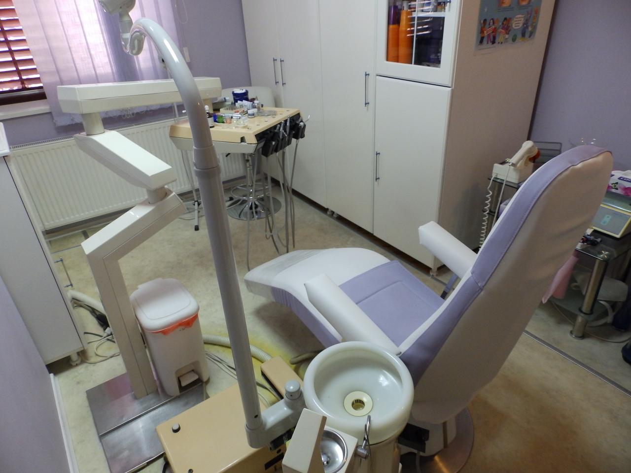 DENTAL OFFICE FAMILY DENTAL CARE Dental clinics Pozarevac - Photo 1