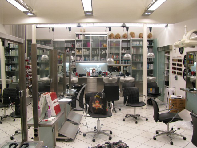 Photo 1 - HAIR SALON B STUDIO - Hair-styling salons, Cacak