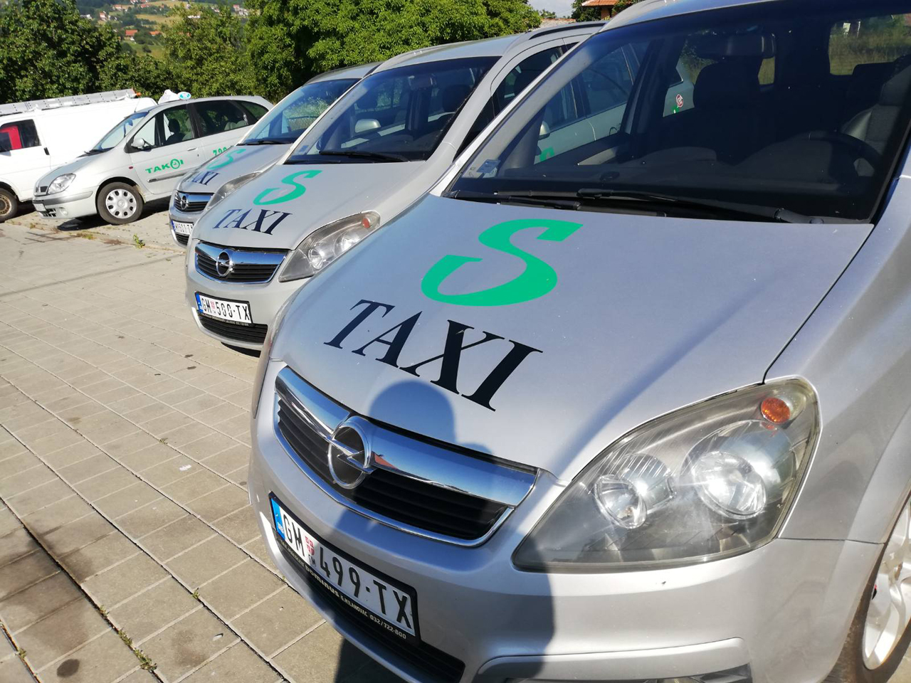 S TAXI TAXI services Gornji Milanovac - Photo 3