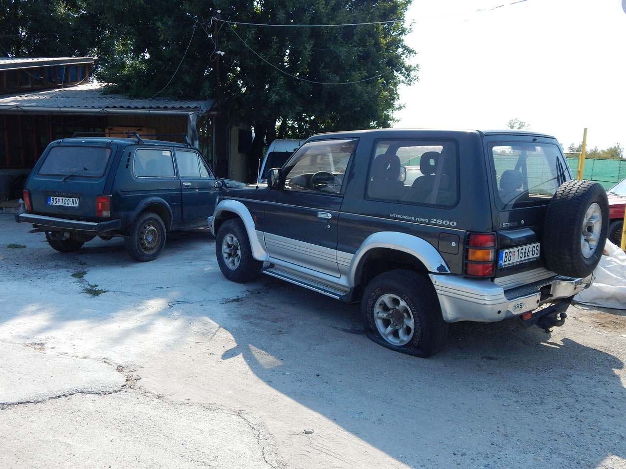 AUTO OTPAD MIŠA MICUBIŠI PAJERO Mladenovac - Slika 1