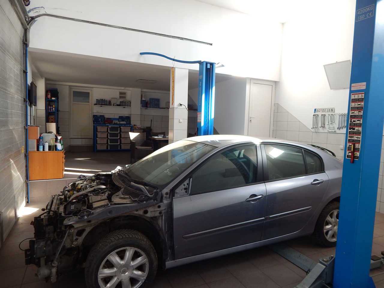 CAR WASTE RENAULT DRAGAN Auto parts Mladenovac - Photo 9