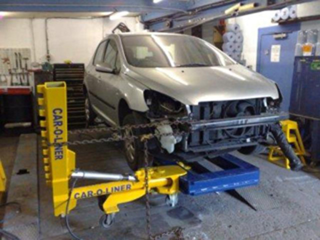 CAR SERVICE GM GARAGE Car-body mechanics Gornji Milanovac - Photo 1