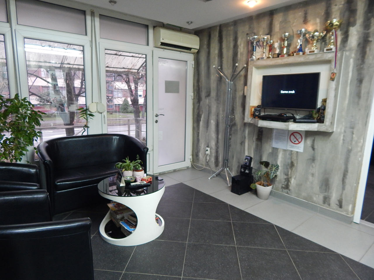 Photo 2 - TREND JS - Hair-styling salons, Cacak