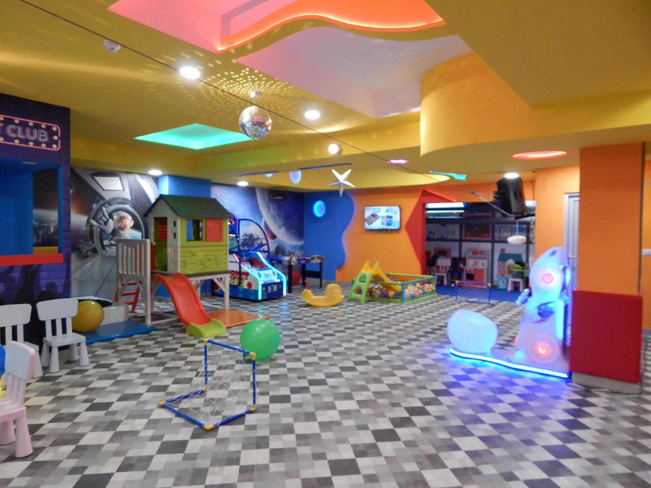 MY SPACE PLAYGROUND Cacak - Photo 3