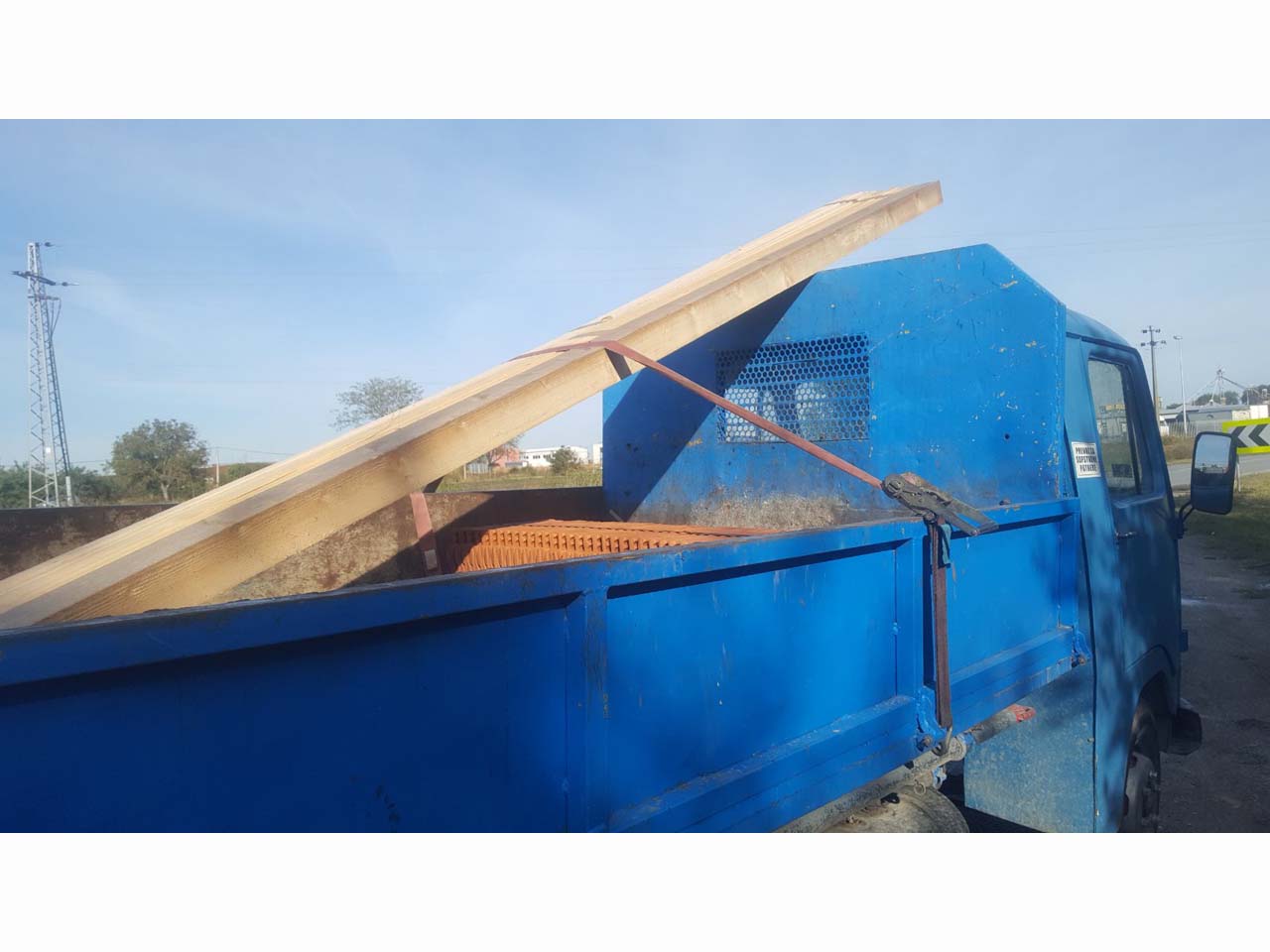 TRANSPORTATION OF CONSTRUCTION MATERIAL Novi Sad - Photo 3