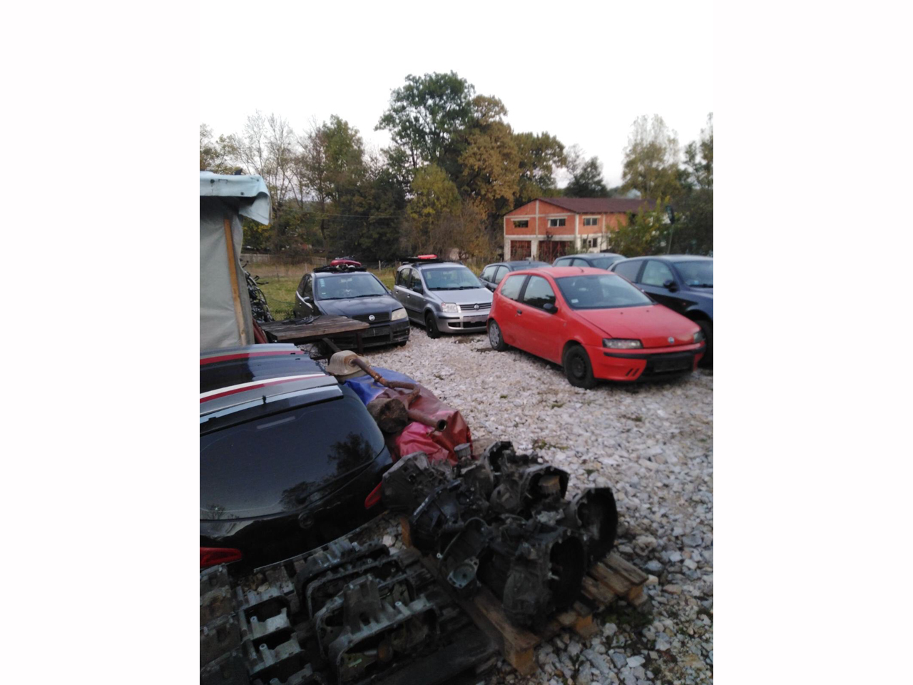 AUTO DELOVI ALFA I FIAT Auto otpadi Aranđelovac - Slika 7