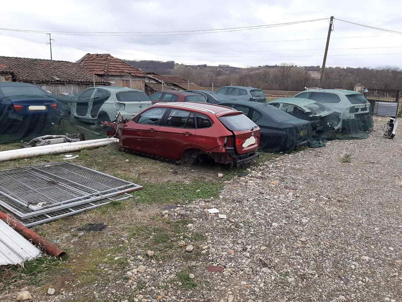Slika 5 - AUTO SERVIS DELOVI BMW I ŠLEP SLUŽBA AUTOEXPERT TIM - Auto otpadi, Čačak