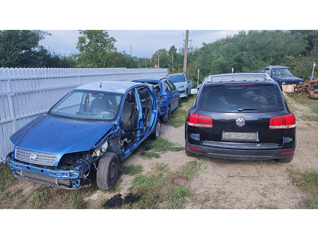 Photo 4 - CAR WASTE AND TOWING SERVICE ZUBA - Car scrapyards, Mladenovac