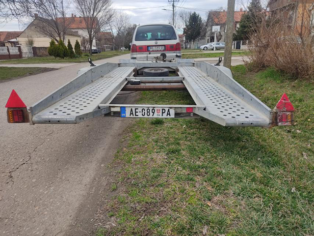 Photo 4 - TOWIN SERVICE STARCEVO - Towing services, Pancevo